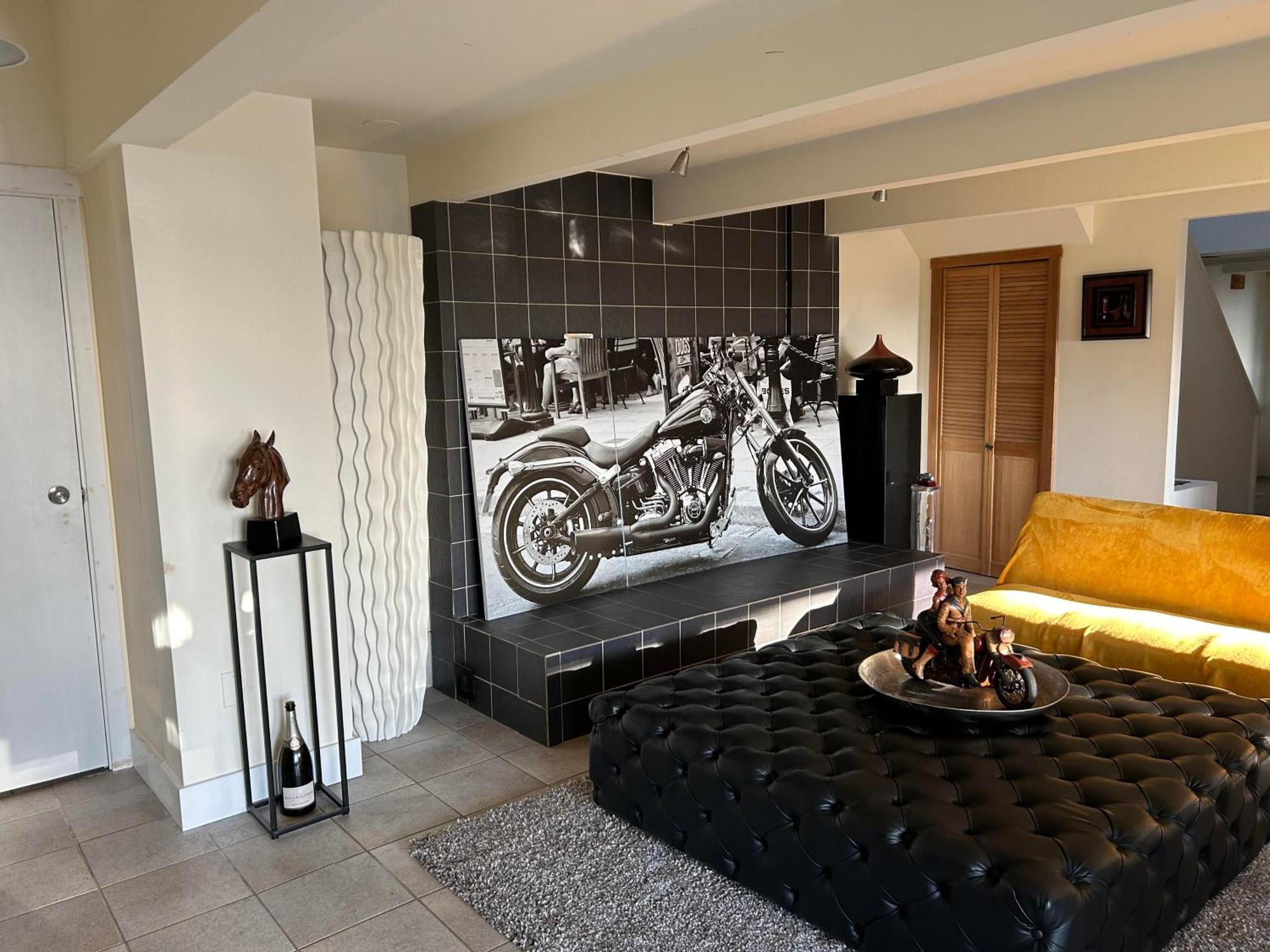 Seymour Private Bedroom, Ensuite Bathroom With Shared Pool, Hot Tub With Views ノースバンクーバー エクステリア 写真